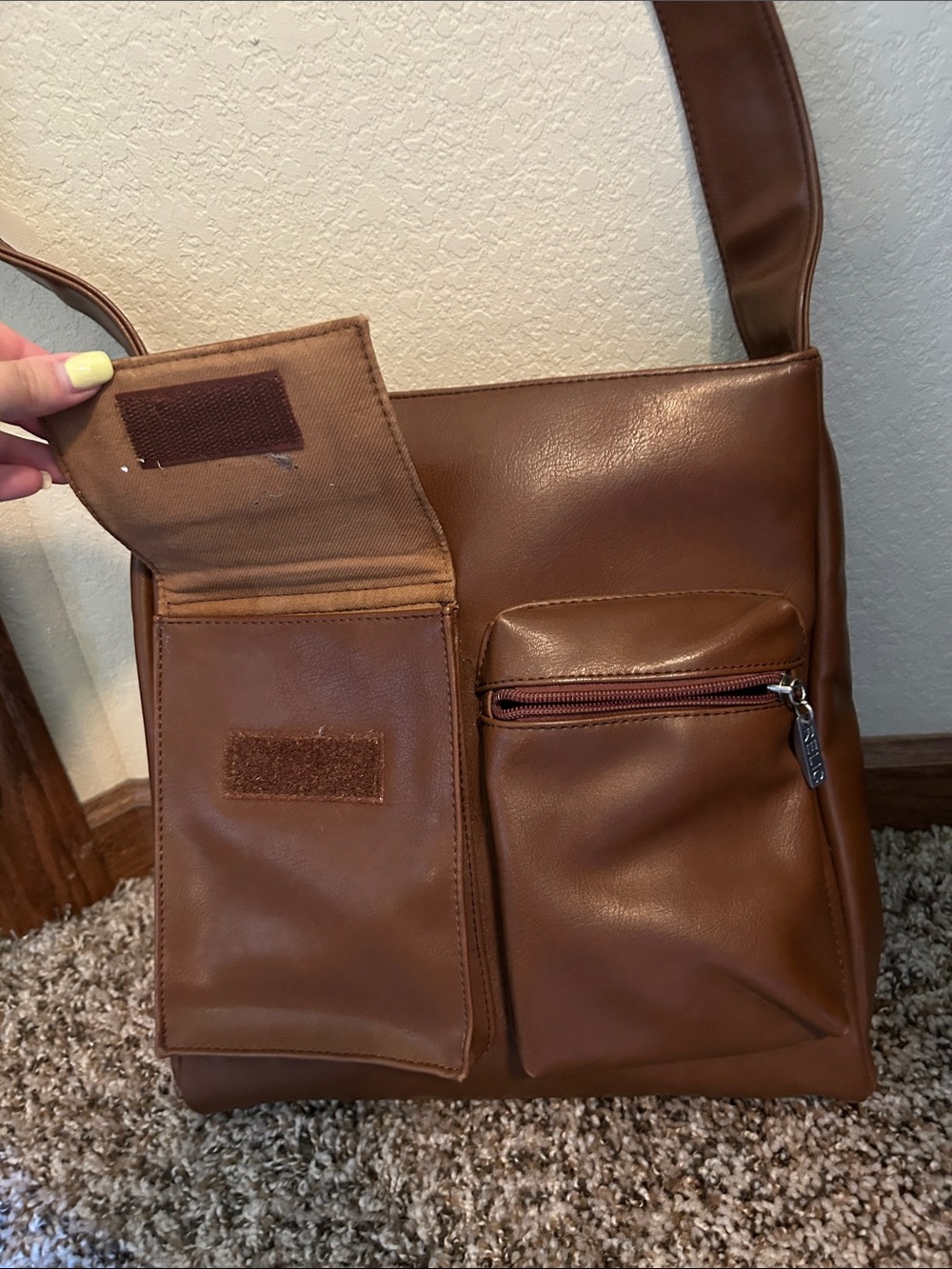 Relic Genuine Leather Brown Adjustable Shoulder Bag Multi Pocket Everyday Purse - Picture 6 of 11